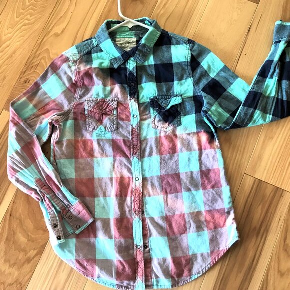 Bleached Flannel Shirt, Size Small: Upcycled Hand Painted Ombre Plaid Top - Picture 3 of 9